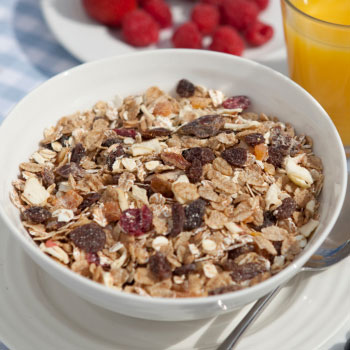 Easy Granola with Dried Fruit