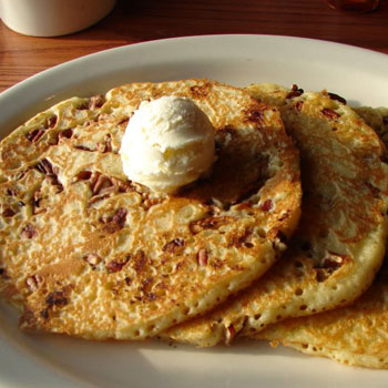 Pecan-Oatmeal Pancakes