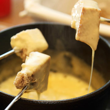 Classic Cheese Fondue Classic Cheese Fondue