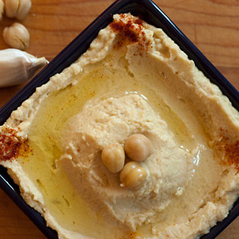 Hummus With Tomatoes Hummus With Tomatoes