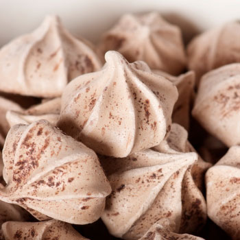 Chocolate Chip Meringues