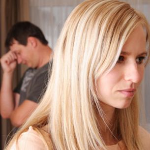 5 Signs He Might Be Cheating